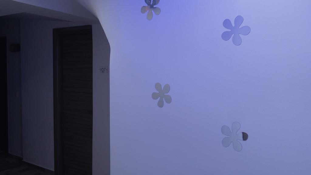 מלון נאוס מרמרס House Roula מראה חיצוני תמונה